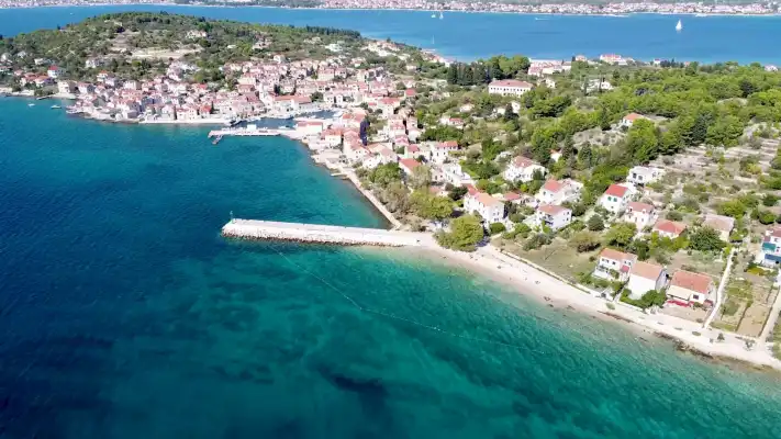 Miejsca turystyczne w pobliżu - Prvić