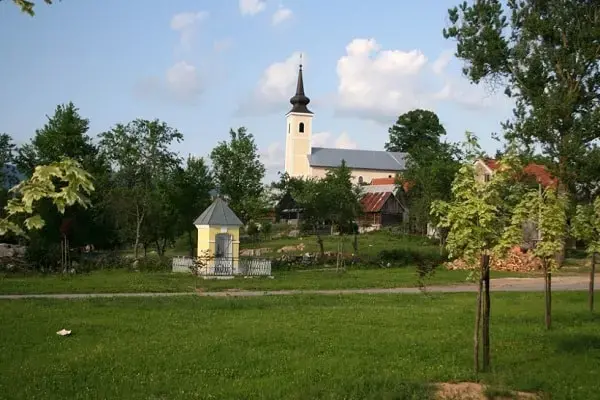 Miejsca turystyczne w pobliżu - Perušić