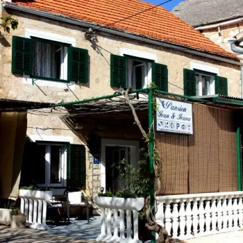 Pokoje Pansion Ivan & Ivana Brač - Bol, Chorwacja