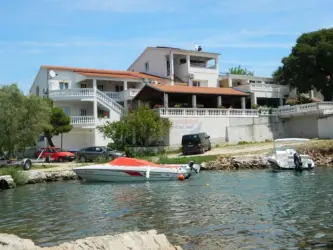 Ferienwohnungen Plavi Val Tribunj, Kroatien