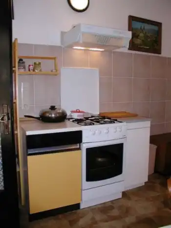 Rum Vila Mautner - Vodice | Laganini.com