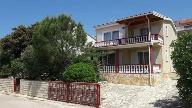 Appartamento Ružica Pag - Kolan e Mandre, Croazia