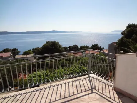 Apartmani Ivop - Živogošće | Laganini.com