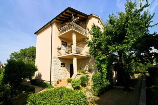 Appartements Frane Murter - Betina, Croatie