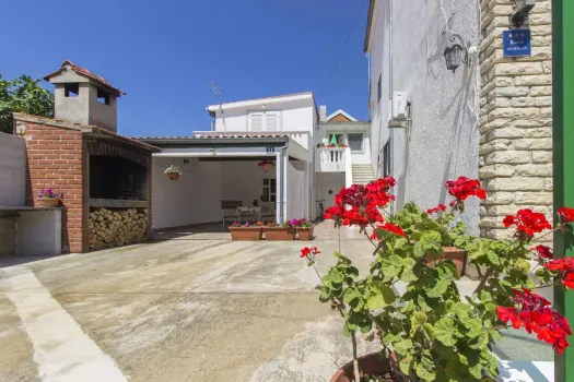 Appartamenti Alaga Tribunj, Croazia