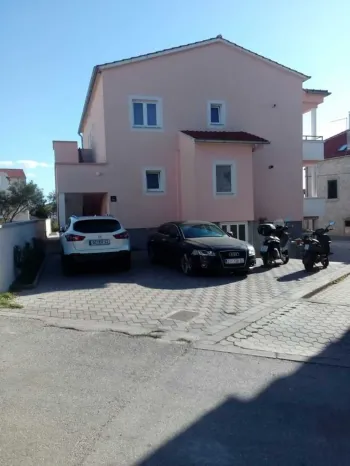 Ferienwohnungen Tribunj - Sovlja Tribunj, Kroatien