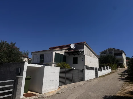 Holiday home Mirta – Pakoštane
