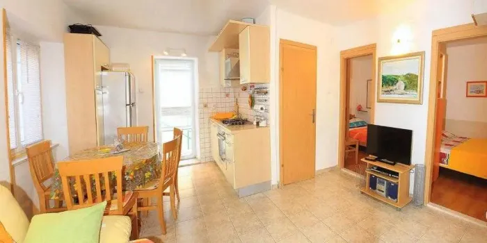 Apartment Frane Brač - Supetar, Croatia