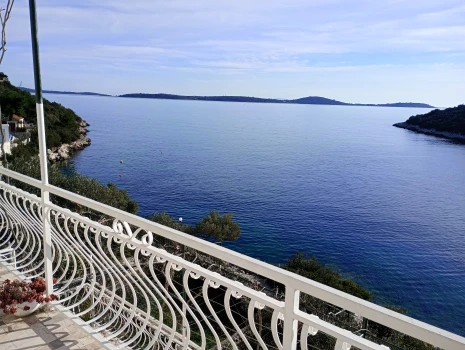 Apartamenty Maria - Vinišće | Laganini.com