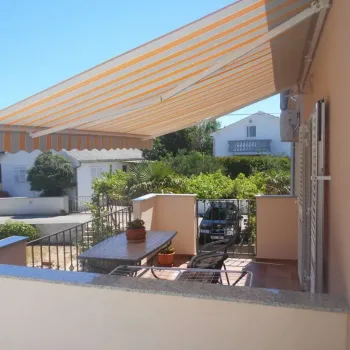 Apartmaji Jerkin Tribunj, Hrvaška