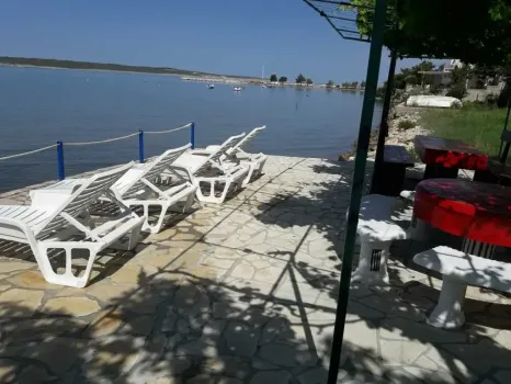 Appartementen  Mirko Ljubač, Kroatie