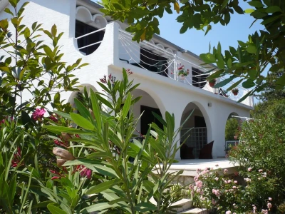 Apartments Žana, Šilo - Krk - Dobrinj and Šilo | Laganini.com