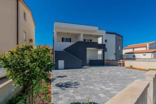 Apartma Iva - Bunarić – Last Minute Vir