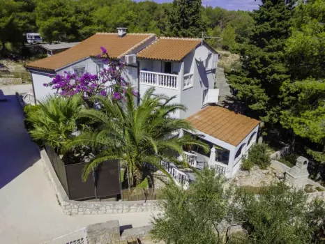 Holiday home Villa Klara Brač - Milna, Croatia