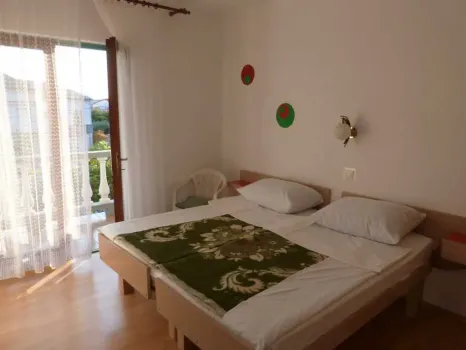 Apartments Ana Pahljina Rab - Rab, Croatia