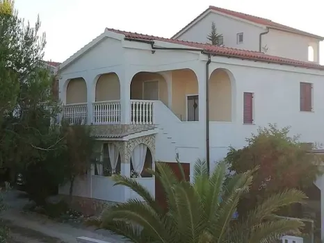 Apartment Kusak Vir, Croatia