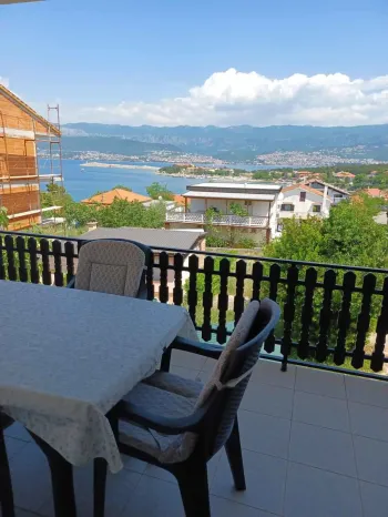 Appartement Mira Krk - Dobrinj en Šilo, Kroatie