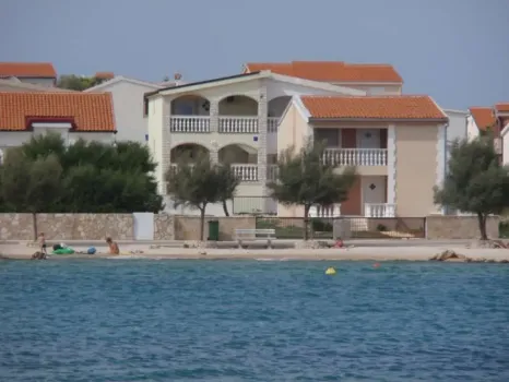 Apartmaji Abramović Vir, Hrvaška