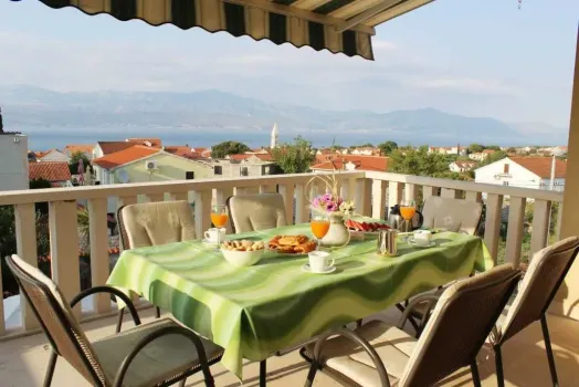 Appartementen Renata Brač - Supetar, Kroatie