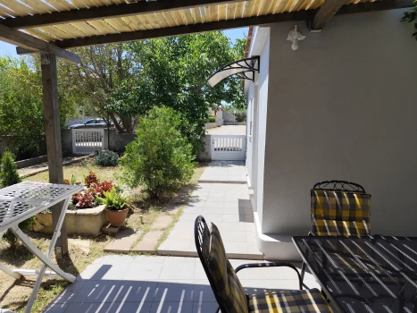 Apartman Ella – Vrsi