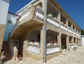 Lägenheter STUECKLER Vir, Kroatien