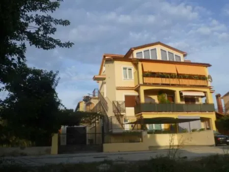 Apartma Karla Fažana, Hrvaška