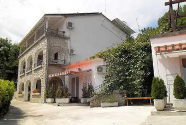 Apartments Kestenovi dvori Ičići, Croatia