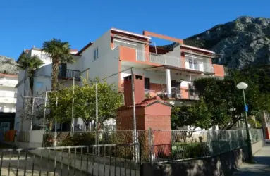 Appartementen Pogled Gradac, Kroatie