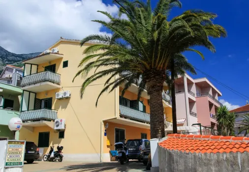 Appartementen Mona Makarska, Kroatie