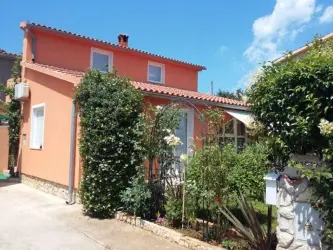 Apartments Anita Valbandon, Croatia