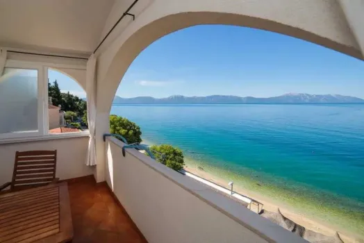 Apartmani Lina Gradac, Hrvatska