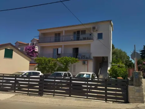 Apartmani Iva - Biograd | Laganini.com