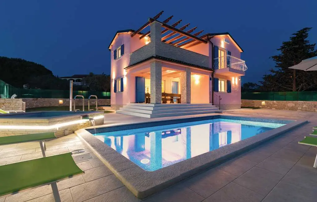 Kuća za odmor Vila Nikolas 2 Peroj, Hrvatska