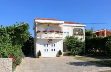 Apartments Memić Vir, Croatia