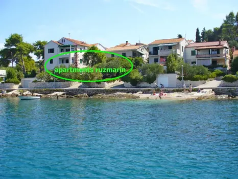 Ferienwohnungen Ruzmarin Brač - Postira, Kroatien