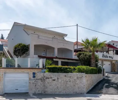 Appartementen Meri Čiovo - Arbanija, Kroatie