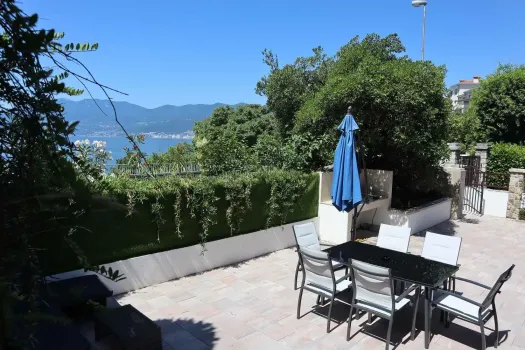 Počitniški dom Totićevi Rijeka, Hrvaška