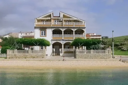 Appartements Kustić Pag - Metajna, Croatie