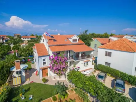 Apartmani Loznica Privlaka, Hrvatska