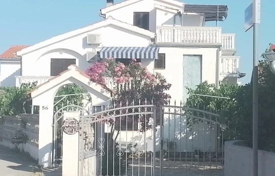 Apartments Antonela - Tribunj | Laganini.com