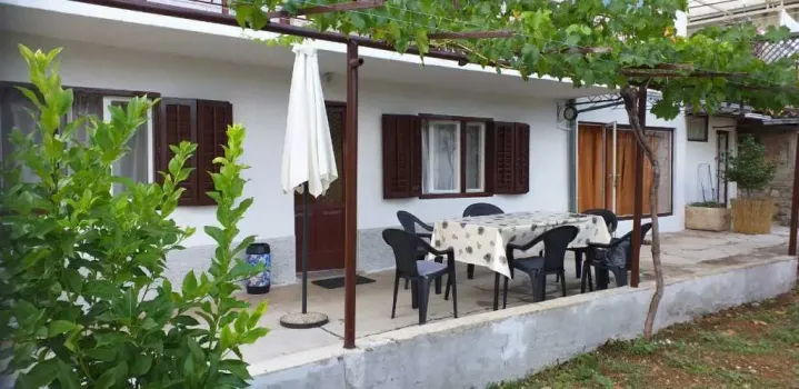 Apartma Ana Lovran, Hrvaška