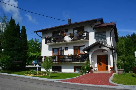 Szobák House Hodak Drežnik Grad, Horvátország