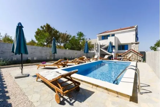 Appartementen Villa Ana Ražanac, Kroatie