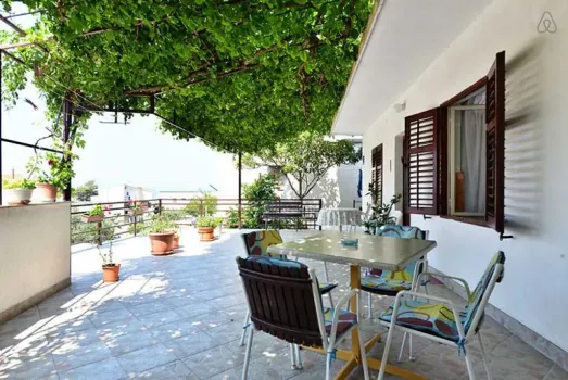 Lägenheter Comfortable holiday apartment  Baška Voda, Kroatien