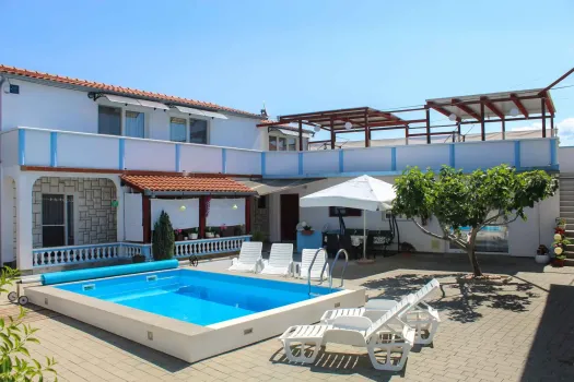 Apartments Buba Tribunj, Croatia