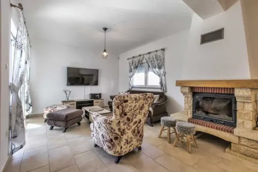 Kuća za odmor Fran Karlobag, Hrvatska