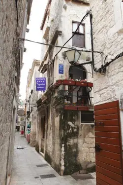 Apartment TRAGURIUM Trogir, Croatia