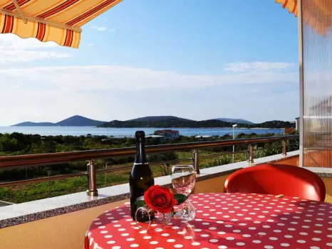 Appartements Iva Tribunj, Croatie