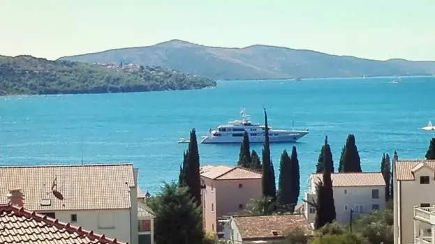 Appartements Tamara Ciovo - Okrug Gornji, Croatie