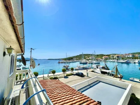 Appartements Kristina Murter - Jezera, Croatie